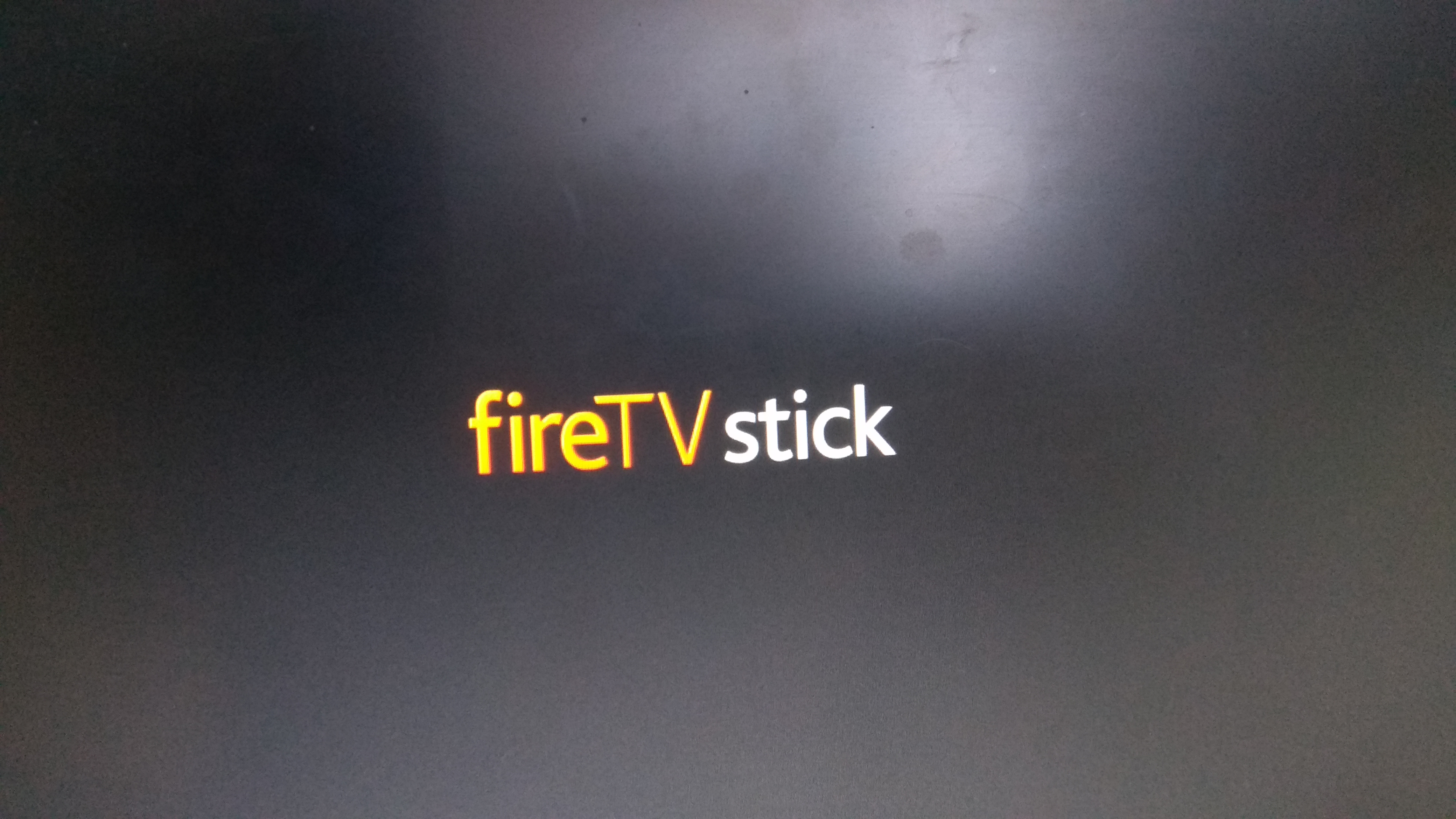 Mi FireTV Stick se queda en el logo 